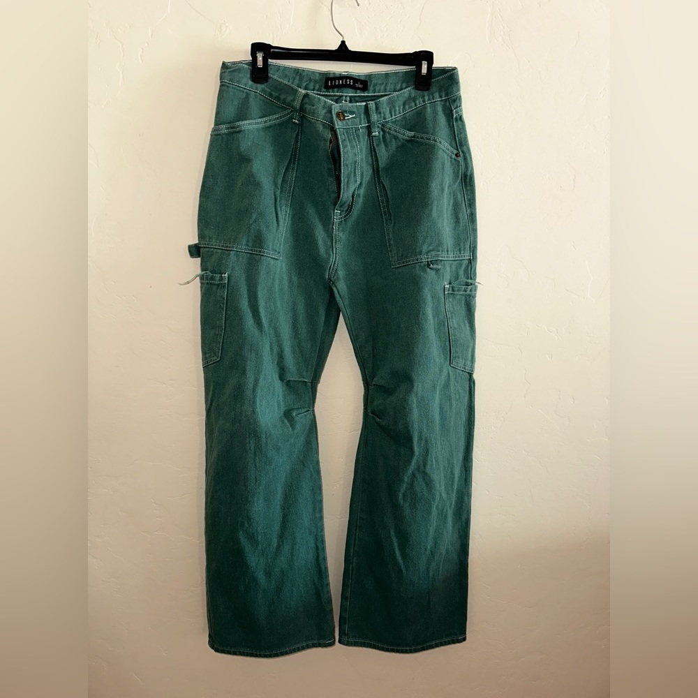 Lioness wide leg green jeans (size 8-10)